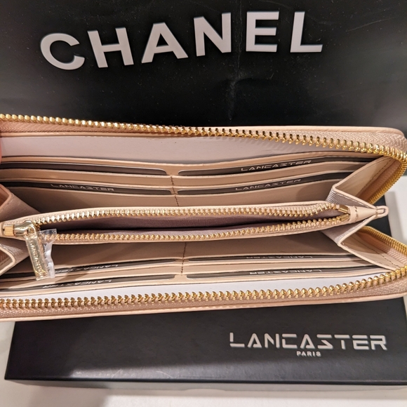 SOLD 💯 Lancaster Paris Nude Zipper Wallet NIB $240 - Picture 11 of 16